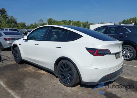 2023 Tesla Model Y Awd/Long Range Dual Motor All-Wheel Drive из США, поврежденный, VIN 7SAYGDEE8PF633550